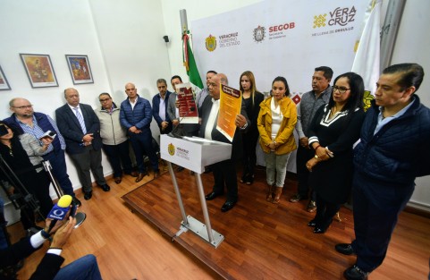 La Secretaría de Gobierno (SEGOB) de Veracruz dio a conocer el amplio programa de actividades del 109 aniversario de la Revolución Mexicana y del Festival Orgullo Navideño, instruidas por el gobernador Cuitláhuac García Jiménez.  