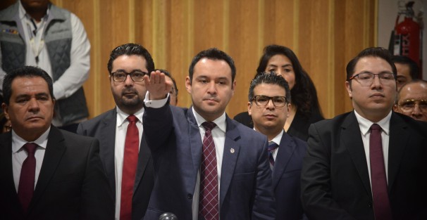 José Luis Lima Franco, secretario de Finanzas, compareció ante la Comisión de Hacienda del Congreso del Estado, por la Glosa del Primer Informe de Gobierno.   