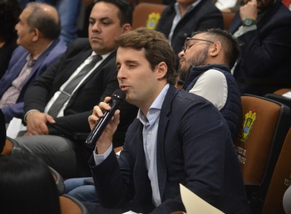 José Luis Lima Franco, secretario de Finanzas, compareció ante la Comisión de Hacienda del Congreso del Estado, por la Glosa del Primer Informe de Gobierno.   