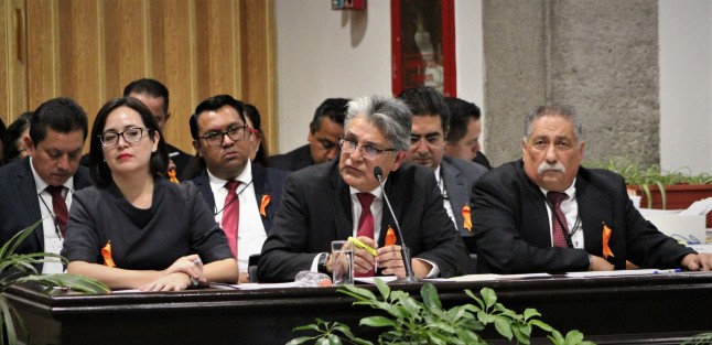 Un informe detallado de las acciones realizadas durante el primer año de la presente administración estatal en materia de desarrollo y bienestar, ordenamiento territorial, vivienda, recursos hidráulicos y pueblos originarios presentó el titular de la Secretaría de Desarrollo Social (Sedesol) de Gobierno del Estado, Guillermo Fernández Sánchez, ante la LXV Legislatura