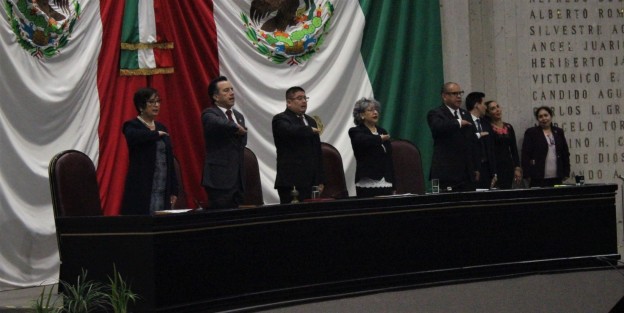 Aspectos de la entrega al secretario de Marina, almirante José Rafael Ojeda Durán, de la Medalla y Diploma Adolfo Ruiz Cortines 2019.