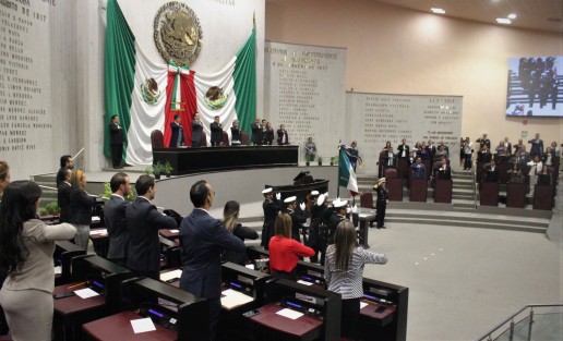 Aspectos de la entrega al secretario de Marina, almirante José Rafael Ojeda Durán, de la Medalla y Diploma Adolfo Ruiz Cortines 2019.