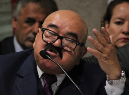 Durante la comparecencia del Secretario de Salud, Roberto Ramos Alor, ante la comisión correspondiente y diputados, la mayoría cuestionó su trabajo como titular de Salud en el estado, pidiendo su renuncia, por el bien de Veracruz.  