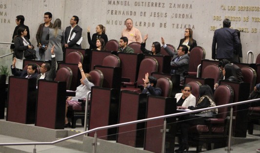 Aspectos de la Quinta Sesión Ordinaria del Segundo Año de Ejercicio Constitucional de la LXV Legislatura de Veracruz. 