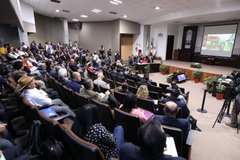 Rocío Pérez Pérez, secretaria de Medio Ambiente, acudió al Congreso del Estado a comparecer ante diputados por la Glosa del Primer Informe de Gobierno.