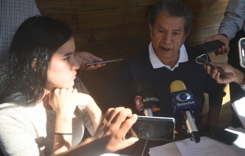 Explicaron que esta Ronda la realizan desde hace 8 años, y fue tomada de una campaña española, iniciada a raíz del asesinato de 14 mujeres estudiantes de una carrera considerada exclusiva para hombres, en aquel país, a manos de un sujeto.  
