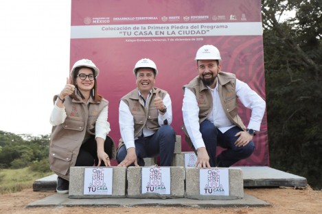 Durante la colocación de la primera piedra, el mandatario adelantó que el lugar tendrá acceso a las principales vialidades; en tanto que el vocal ejecutivo del FOVISSSTE, Agustín Rodríguez López, indicó que así buscan abatir el rezago en este rubro. Con apego al Programa Nacional de Vivienda, a la fecha, cinco entidades han firmado sendos convenios para la implementación del proyecto.