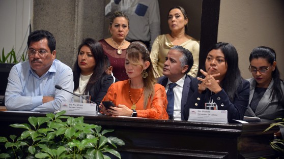 La titular de la Secretaría de Protección Civil (PC), Guadalupe Osorno Maldonado, compareció ante la LXV Legislatura e informó que en este primer año han impulsado un gobierno itinerante y de puertas abiertas, lo que ha permitido conocer de primera mano los problemas y emergencias que se suscitan en la entidad.