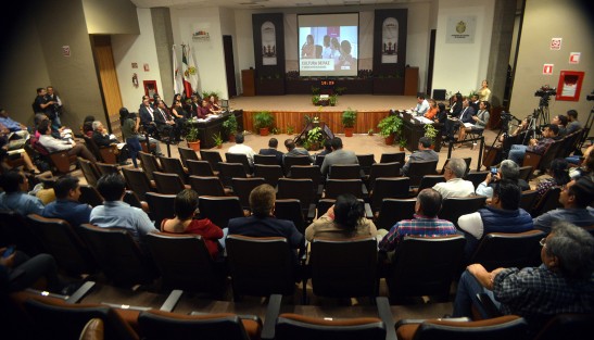 La titular de la Secretaría de Protección Civil (PC), Guadalupe Osorno Maldonado, compareció ante la LXV Legislatura e informó que en este primer año han impulsado un gobierno itinerante y de puertas abiertas, lo que ha permitido conocer de primera mano los problemas y emergencias que se suscitan en la entidad. 