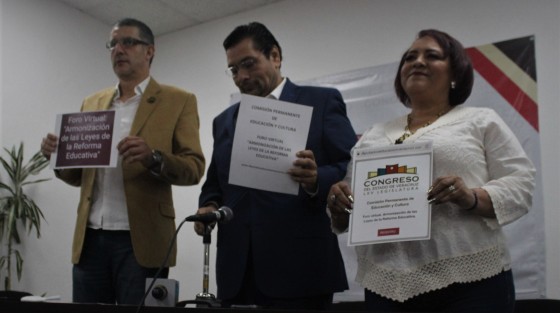 La Comisión Permanente de Educación y Cultura, anunció el foro virtual Armonización de las Leyes de la Reforma Educativa, el cual consiste en participar en la elaboración de las leyes secundarias de la reforma educativa, aprobada recientemente por el Senado de la República. a través del link: https://www.diputadoseducacionveracruz.com, con propuestas que enriquezcan el orden jurídico estatal.