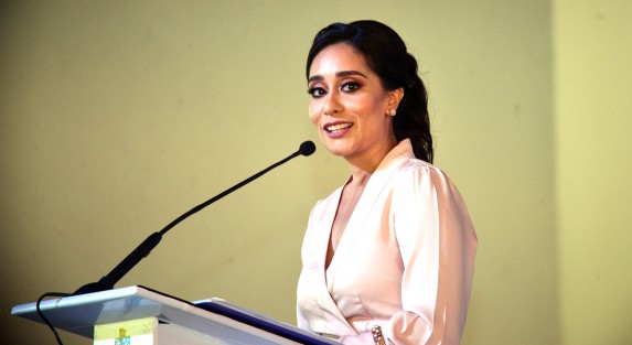 Mara Chama villa, presidenta del DIF Municipal de Teocelo, rindió su segundo Informe de Actividades, contando con la presencia de la Directora del DIF Estatal, Verónica Aguilera Tapia.  