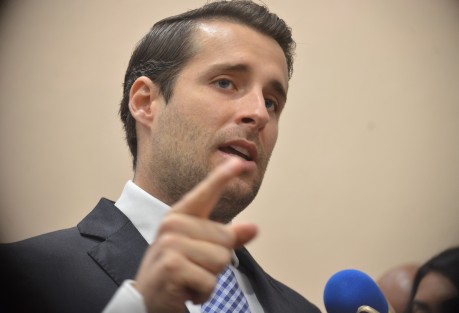 El diputado Bingen Rementería tiene el <em>sospechosismo</em> de que los gobiernos estatales y municipales ligados a Morena están incurriendo en subejercicio instruidos por el Gobierno federal para que ésta reciba de regreso los recursos.  