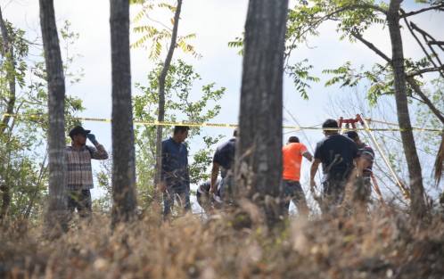 Restos  humanos  de al menos 5 personas fueron localizados en la barranca de Cerro Gordo,municipio de Emiliano Zapata.