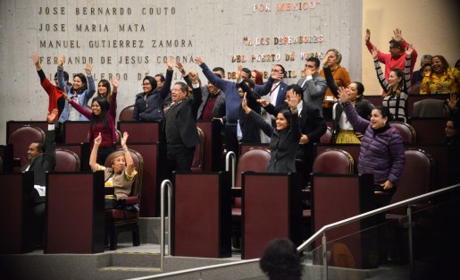 Con reclamos de parte de diputados panistas porque no se difundió  el dictamen de la Ley de Egresos 2020,  éste fue aprobado con 34 votos a favor y 13 en contra dicha ley.   