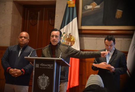  Con corte al mes de noviembre, la Federación confirma que la estrategia de seguridad implementada en Veracruz ha dado resultados, afirmó el gobernador Cuitláhuac García Jiménez, al dar a conocer los datos del Secretariado Ejecutivo del Sistema Nacional de Seguridad Pública (SESNSP). 