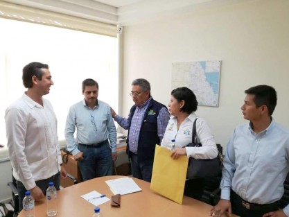 En reunión sostenida entre el Alcalde de Teocelo, Ver., Mario Chama y el Director de Proyectos de Programación y Presupuestos de la SIOP, Ing. David Guiot, se confirmó que en el Programa de Obra Anual (POA) 2020, se destinarán los recursos financieros necesarios para realizar una obra de excelente calidad como son las indicaciones del Gobernador del Estado.