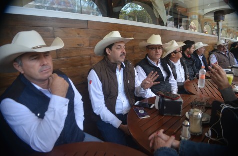 Organizadores  de la Gran Cabalgata Internacional anunciaron  que este evento se realizará en el municipio de Vega de Alatorre el 21 de marzo;  iniciará en la cabecera municipal y concluirá en la congregación Emilio Carranza. Invitaron al público en general a asistir.