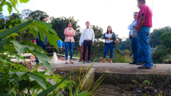 Da inicio la construcción de la magna obra que detonará el turismo en Santa Rosa y Teocelo;  después  de 15 años de espera, inicia la construcción de la primera etapa del corredor turístico entre la Cabecera Municipal y la Comunidad de Santa Rosa, gracias a la visión del H. Ayuntamiento de Teocelo conformado por el Alcalde Mario Antonio Chama Díaz, la Síndica Municipal Zayra del Carmen Martínez y el Regidor Luis Valencia. 