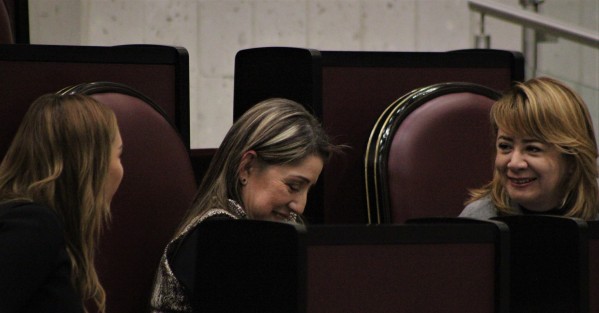 Aspectos de la novena sesión del pleno y segunda del año,lacual concluyó cuando sin decir nada la bancada de MORENA se retiró y se declaró falta de quorum.