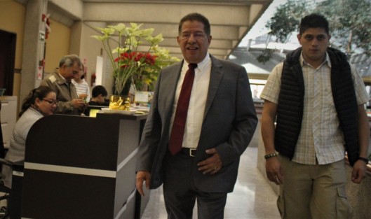 En entrevista, el diputado Manuel Pozos dijo confiar en que el Gobernador Cuitláhuac García continuará con su proyecto durante lo que resta del sexenio, y que cuenta con el apoyo de los diputados y de quienes le dieron su voto.  