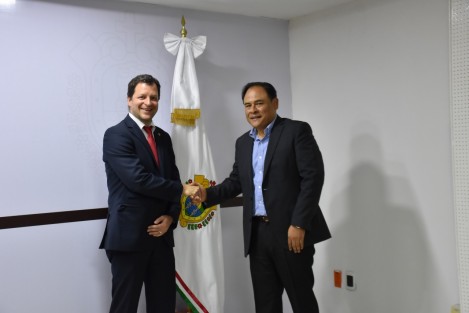  El Visitador de la Fiscalía General del Estado, Alfredo de la Rosa Escalante se reunió con el Oficial de Enlace de la Oficina de Investigación Criminal de Alemania, Michael Schade para dar inicio a una relación de cooperación y cooperación. 