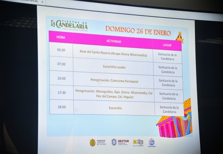 También se hicieron los anuncios parroquiales, por si alguien quiere hacer turismo religioso. 