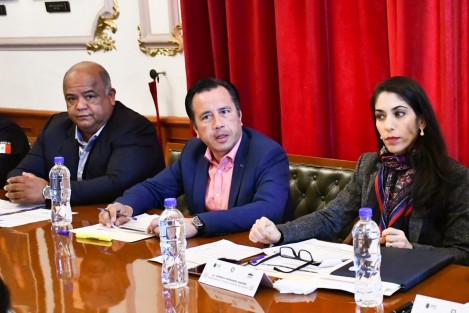 Cumpliendo los lineamientos acordados en la última sesión de la Coordinación Nacional de Gobernadores, CONAGO, este jueves, se formalizó la participación permanente de la Fiscalía General del Estado en las reuniones de la Coordinación Estatal para la Construcción de la Paz.
