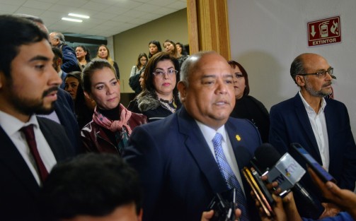 En entrevista, el secretario de Gobierno, Eric Cisneros, dijo que no hay persecución política en el caso del diputado local Erick Iván Aguilar López, ya que dijo que la ley en Veracruz se aplica <em>sin sabores ni colores</em>.