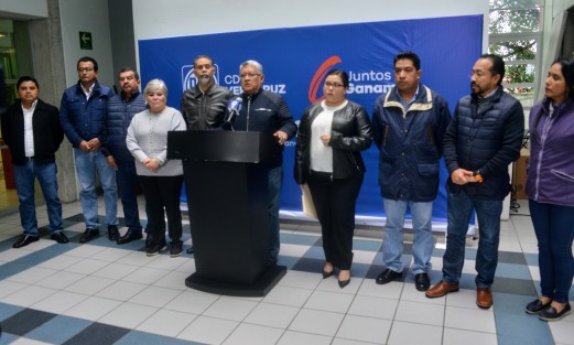 Conferencia de prensa del CDE del PAN Veracruz, donde criticaron a las autoridades estatales por el desabasto de medicamentos oncológicos. 