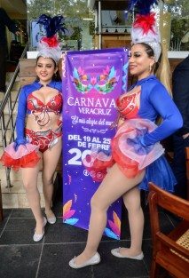  El alcalde de Veracruz, Fernando Yunes Márquez, en Xalapa anunció el Carnaval de Veracruz 2020, y dijo que se continuará realizando con o sin la ayuda económica del Gobierno de Veracruz.