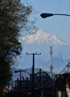 Así se observó el Pico de Orizaba la mañana de este día después del paso del frente frío 32 por la ciudad de Xalapa. 