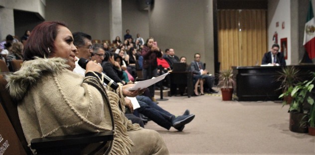 Con el auditorio del Palacio Legislativo casi vacío, a no ser por el personal de la dependencia, compareció el titular del IVAI.