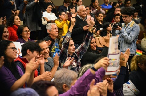 Momentos de tensión se vivieron durante la realización  del foro encuentro por la Igualdad y la No Discriminación hacia un Código Civil más incluyente, luego de que no se le permitiera la entrada al recinto legislativo a grupos opositores y sí a los simpatizantes que apoyan, el pretexto es que ya no había espacio.  