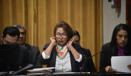 Delia González Cobos, auditora general del Órgano de Fiscalización Superior, acudió ante diputados de la Comisión de Vigilancia del Congreso del Estado,  con lo que da por concluidas las comparecencias de organismos autónomos de la entidad. 