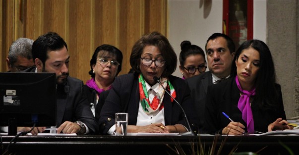  El diputado Eric Domínguez Vázquez y las legisladoras Mónica Robles Barajas y Nora Jessica Lagunes Jáuregui, presidente, secretaria y vocal respectivamente de la Comisión Permanente de Vigilancia de la LXV Legislatura, recibieron la comparecencia de la auditora general del Órgano de Fiscalización Superior del Estado de Veracruz (Orfis), Delia González Cobos, correspondiente al ejercicio 2019.   