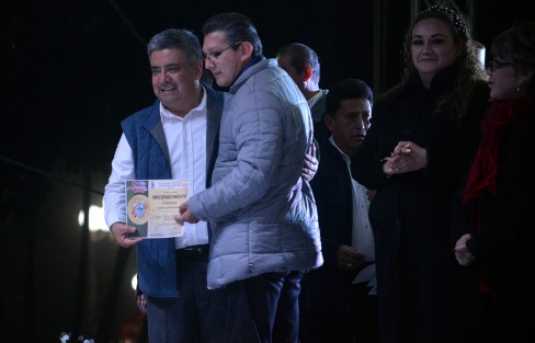 La parte centrar de la ceremonia de inauguración, fue el homenaje a deportistas de Teocelo, donde se reconoció el talento a más de 200 deportistas vigentes, veteranos y el reconocimiento especial a deportistas que se han adelantado en nuestro camino y de quienes sus familias recibieron el homenaje por su destacada trayectoria. 