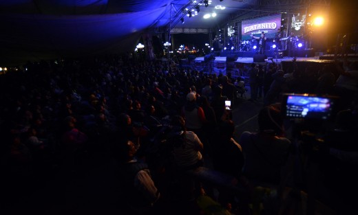 Espectacular cierre de las festividades del Santo Entierro de Cristo se vivió la noche de ayer domingo en el municipio de Teocelo con la presencia de Cruz Infante y la presentación estelar de Platanito Show.  