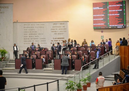Ante la LXV legislatura  se presentó una Iniciativa enviada por el gobernador Cuitláhuac García Jiménez, para establecer que los ingresos que reciban las dependencias centralizadas y entidades paraestatales en concepto de derechos, aprovechamientos y productos, deberán ingresar a la Oficina Virtual de Hacienda de Sefiplan, y establecer reglas especiales respecto del Presupuesto de Egresos, con la finalidad de cumplir con el principio de sostenibilidad del Balance presupuestario y del Balance presupuestario de recursos disponibles. 