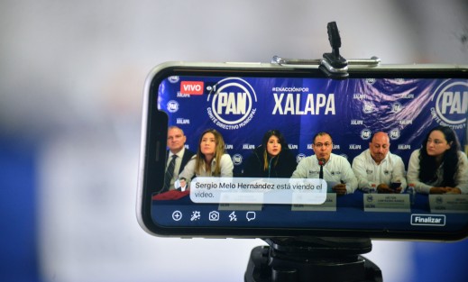 En el marco del día Mundial contra el Cáncer, el presidente del Comité Directivo del PAN en Xalapa, Martín Espinoza Roldán exigió a las autoridades de los tres niveles de Gobierno dejen a un lado la indolencia y volteen a ver a las familias que están sufriendo con el desabasto de medicamentos, debido a la desaparición del Seguro Popular y el uso del Fondo de Gastos Catástróficos para gasto corriente del INSABI. 
