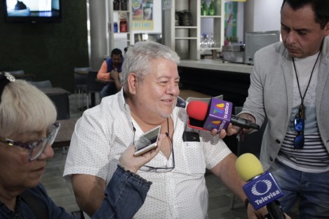 El Delegado Federal  de Programas Sociales de Veracruz, Manuel Huerta Ladrón de Guevara, informó que iniciaron el 2020, súper acelerados con los programas sociales que ya están más establecidos sus padrones. Tan solo en adultos mayores se les pagó puntual.