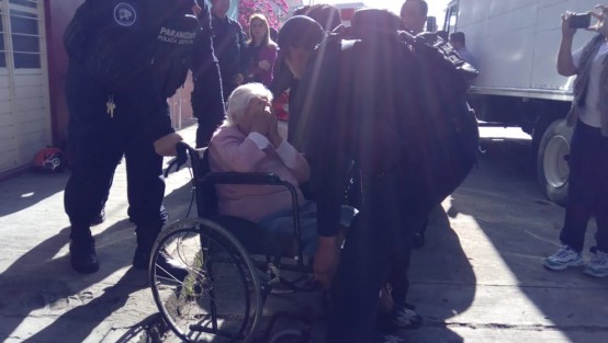 Doña Luchita, de 88 años de edad, finalmente fue desalojada  de su casa ubicada en Miguel Palacios, a un costado del Deportivo Colón. La medida legal fue solicitada por su hijo y su nieta. 