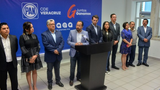 Joaquín Guzmán, presidente del PAN Estatal, anunció que apoyarán en el ámbito legal al alcalde de Actopan, José Paulino Domínguez, quien es acusado de presunto daño patrimonial.