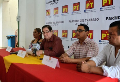Vicente Aguilar Aguilar,  coordinador de la comisión Ejecutiva Estatal  del Partido del Trabajo (PT), dijo que el actual gobierno debe vigilar que no exista represión durante las distintas manifestaciones, toda vez que con ello provocará más inconformidades.  