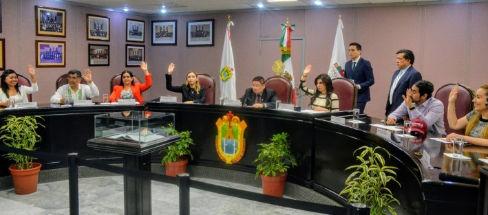 Durante la sesión permanente del Congreso del Estado, se convocó a la sesión extraordinaria donde se votará la cuenta pública 2018 
