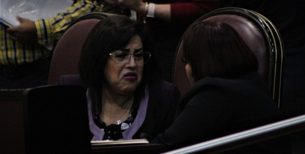 Durante la sesión extraordinaria convocada para la aprobación de la Cuenta Pública 2018, los diputados tardaron más en saludarse, y sentarse, que en apretar el botón del tablero para darle el sí. 