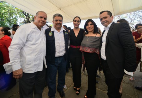  El Alcalde de Teocelo  Mario Antonio Chama Díaz y la Presidenta del Sistema Municipal DIF, Mara Chama Villa,  estuvieron  presentes en la Conmemoración del 158 Aniversario de los Tratados de la Soledad, acontecimiento que forma parte de la historia nacional y en el que el Estado de Veracruz tiene un papel protagónico. 