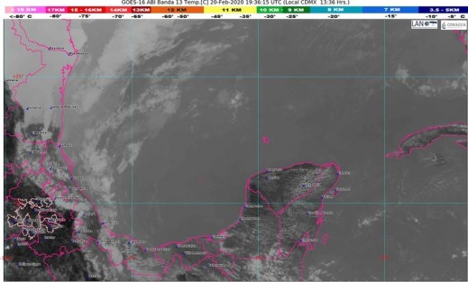 
Esta mañana el frente frío núm. 40 se ubica sobre el noroeste del Golfo de México y centro de Tamaulipas esperándose se mueva hacia el sureste para cruzar el norte del estado de Veracruz a partir de este mediodía, el centro por la noche-madrugada del viernes 21 y el sur alrededor del mediodía del mismo viernes 21. 