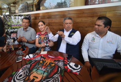 El alcalde de Teocelo, Mario A. Chama Díaz; la Presidenta del DIF Municipal de Teocelo, Mara Chama Villa; el Director de Turismo, Julio Casas; y Carlos Roberto Rodríguez Martínez, director de Ultra trail Teocelo, hicieron una invitación la ciudadanía en general para que presencien la competencia los días 21, 22 y 23 de Febrero del año 2020. Correrán desde 5 kilómetros hasta 70 kilómetros.    