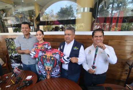 El alcalde de Teocelo, Mario A. Chama Díaz; la Presidenta del DIF Municipal de Teocelo, Mara Chama Villa; el Director de Turismo, Julio Casas; y Carlos Roberto Rodríguez Martínez, director de Ultra trail Teocelo, hicieron una invitación la ciudadanía en general para que presencien la competencia los días 21, 22 y 23 de Febrero del año 2020. Correrán desde 5 kilómetros hasta 70 kilómetros.    