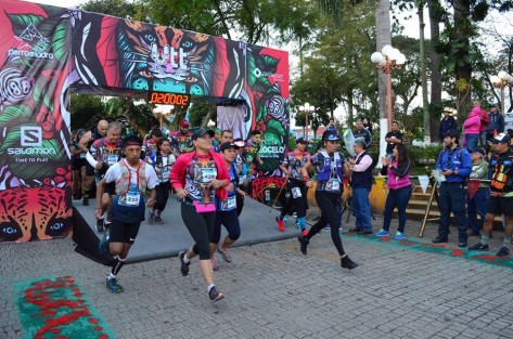 En el primer día de competencias del Ultra Trail Teocelo 2020, se corrieron las categorías ULTRA de 37 km. 50 km. y 70 km. en una amplia jornada deportiva. 